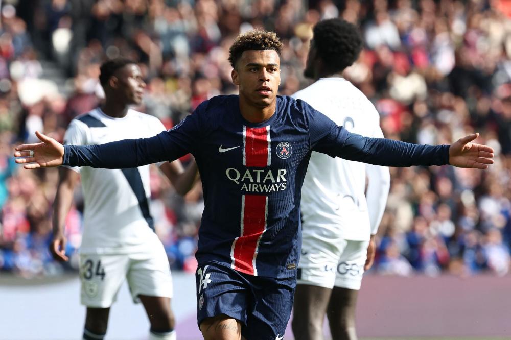 球场暂时告 球场暂时告